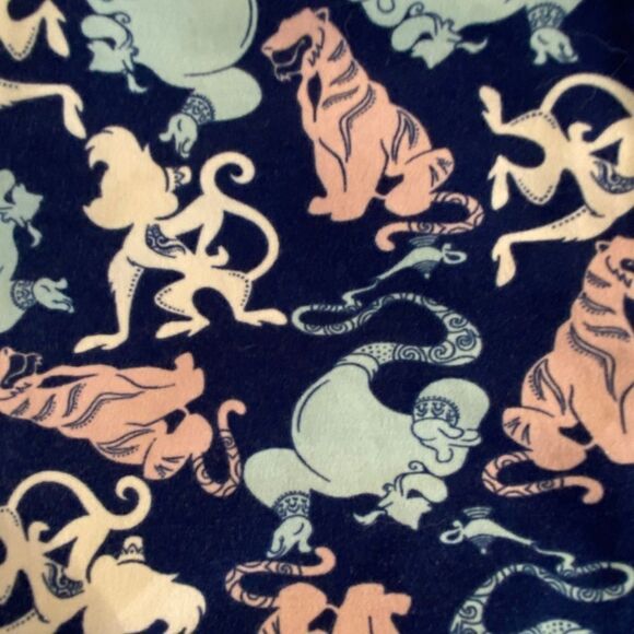 1413 LuLaRoe Leggings Size OS Blue and Pink Tigers and Monkeys Print New - Picture 2 of 4